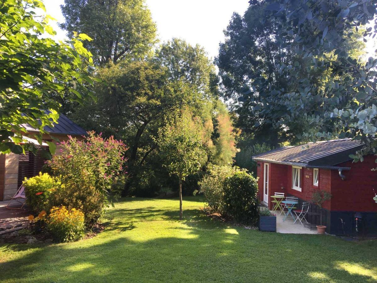 Bed and Breakfast Le Cabanon De Chessy Exterior foto