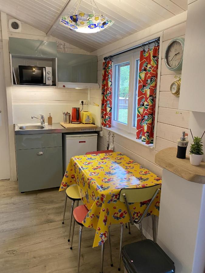 Bed and Breakfast Le Cabanon De Chessy Exterior foto